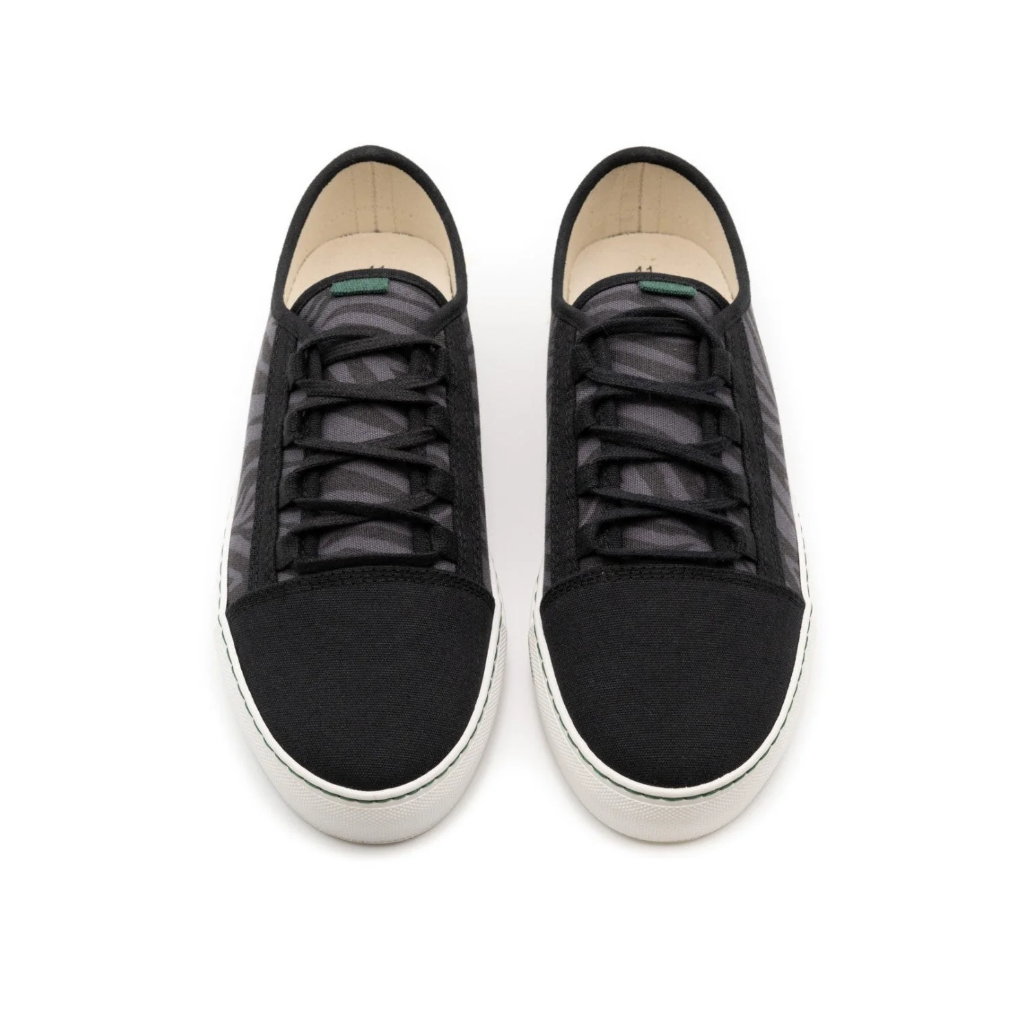 Vegan sneaker gray zebra CUV009 - Image 3